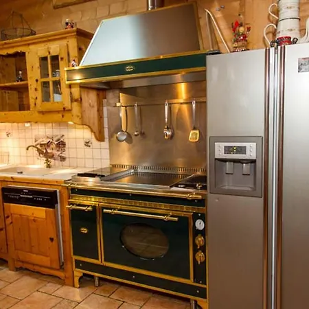 8 Pieces, 16 Pers, Proche Village, Parking, Wifi, Animaux Admis - Fr-1-676-112