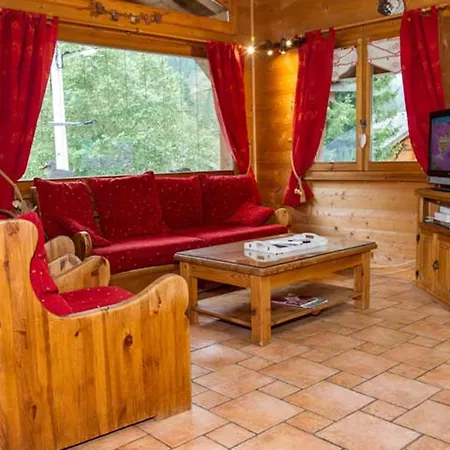 8 Pieces, 16 Pers, Proche Village, Parking, Wifi, Animaux Admis - Fr-1-676-112 * Châtel