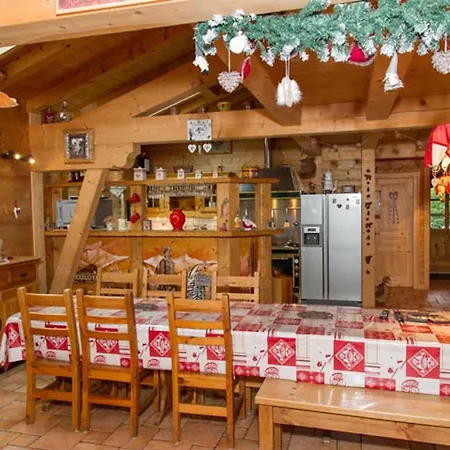 8 Pieces, 16 Pers, Proche Village, Parking, Wifi, Animaux Admis - Fr-1-676-112